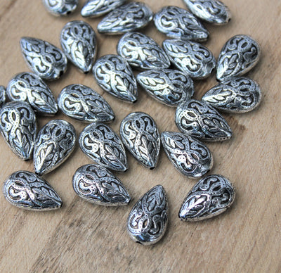 18x11mm Vintage Style Acrylic Teardrop Shape Beads ~ Antique Silver ~ Pack of 10