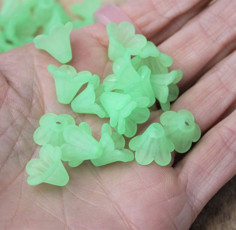 14x10mm Frosted Acrylic Lily Flower Bead Caps ~ Light Green ~ Pack of 20