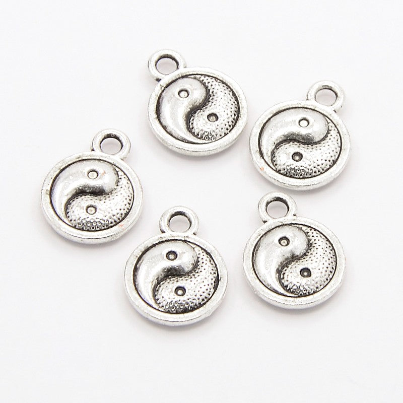 1 x Yin Yang Charm ~ Antique Silver ~ 10mm ~ Lead and Nickel Free