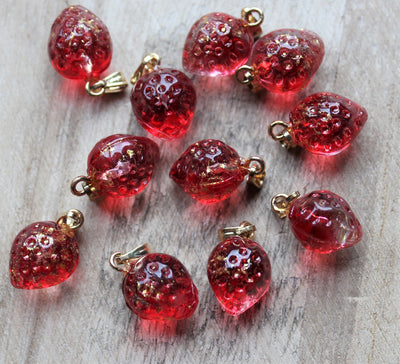 17x11mm Glass Strawberry Pendant with Gold Plated Bail ~ Red