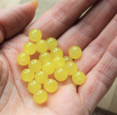 8mm Round Jade Style Glass Beads ~ Yellow ~ 20 beads