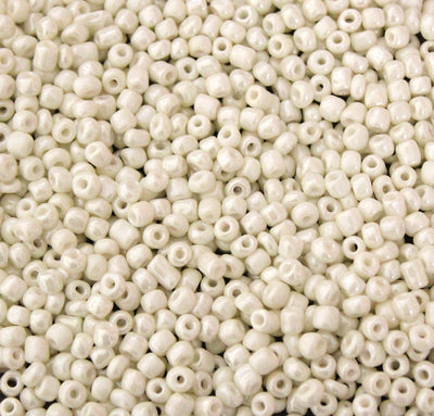 4mm Seed Beads ~ 20g ~ Opaque Lustred Creamy White
