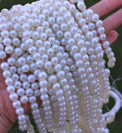 The Bead Store 8mm Round Glass Pearls ~ Creamy White ~ Approx. 100 beads