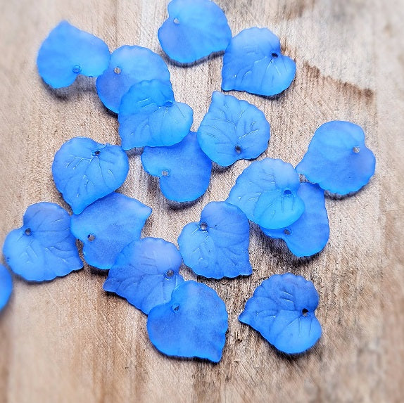 10 x Acrylic Leaf Pendants ~ Frosted Sky Blue ~ 16mm