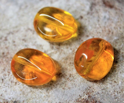 2 x Czech Glass Pressed Beads ~ Oval 15-12mm: Amber