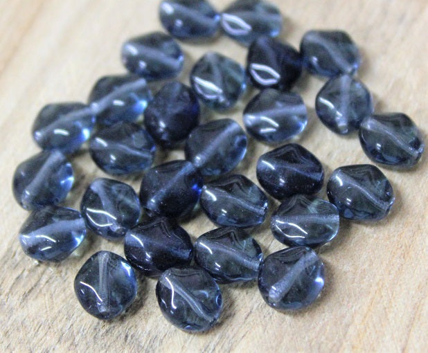 20 x Czech Glass ~ Pressed Beads ~ Flat Twisted Oval 9-8mm: Montana Blue