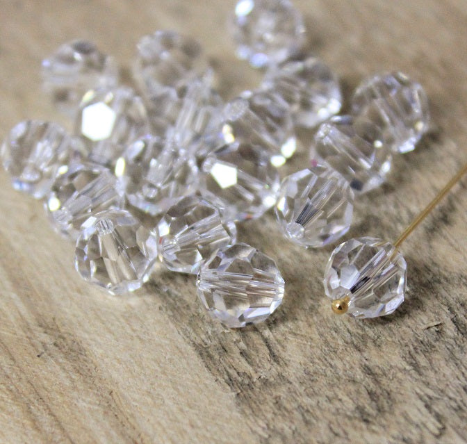 1 Swarovski Crystal Faceted Round ~ 6mm ~ Crystal