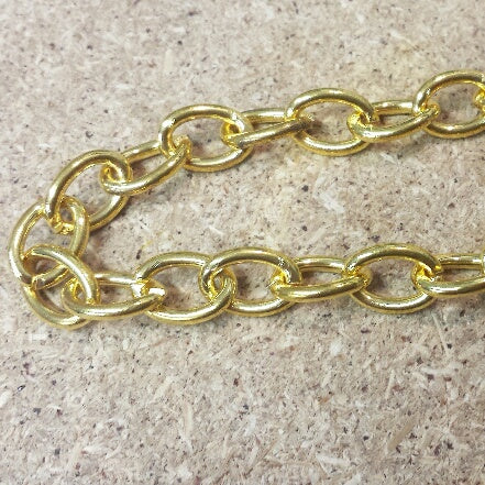 Loose Chain ~ 12x10mm Links ~ Gold Plate ~ 1 metre ~ Made in the UK