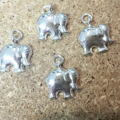 1 Silver Plate Elephant Charm ~ 15mm