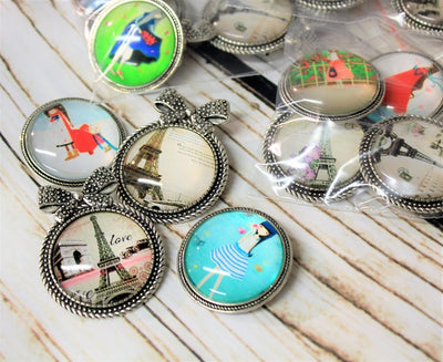 4 x Mixed Brooches with Glass Cabochon