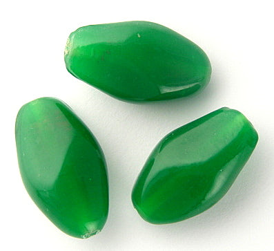 10 x Twisted Oval Glass Beads ~ 20mm ~ Shamrock Green