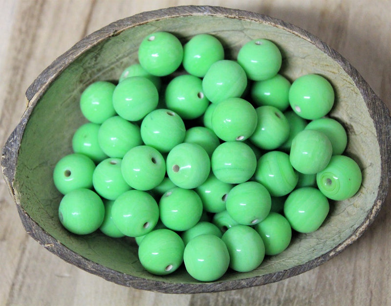 20 x Round Glass Beads ~ 12mm ~ Bright Green