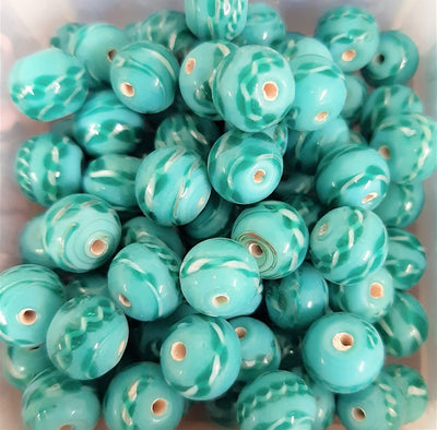 20 x Twisted Ribbon Glass Beads ~ 10mm Round ~ Teal